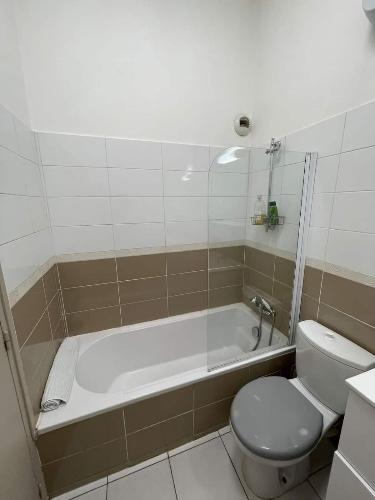 Apartament Little Athena - Gare St Charles - Vieux Port Marsylia Zewnętrze zdjęcie